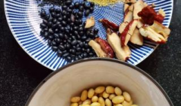 黄豆黑豆黑芝麻豆浆的功效,营养满分，健康养生新选择